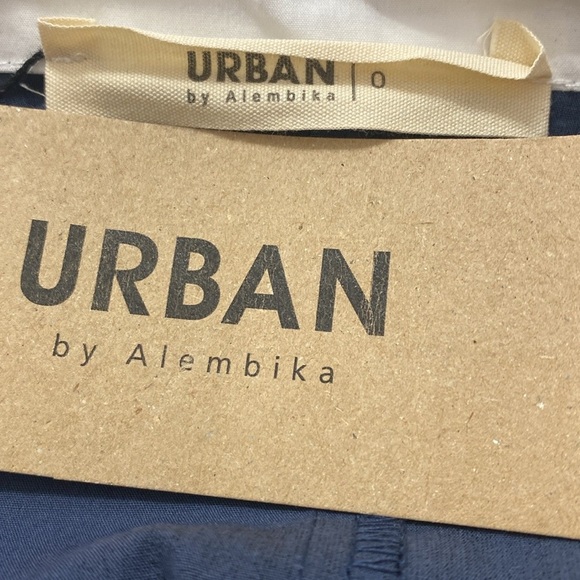 NWT URBAN BY ALEMBIKA URBAN DOTS
BUTTON DOWN SHIRT, NAVY - Picture 13 of 13